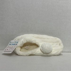 Dress Barn || Woman’s Faux Fur Slippers Ivory White One Size Non-Slip
